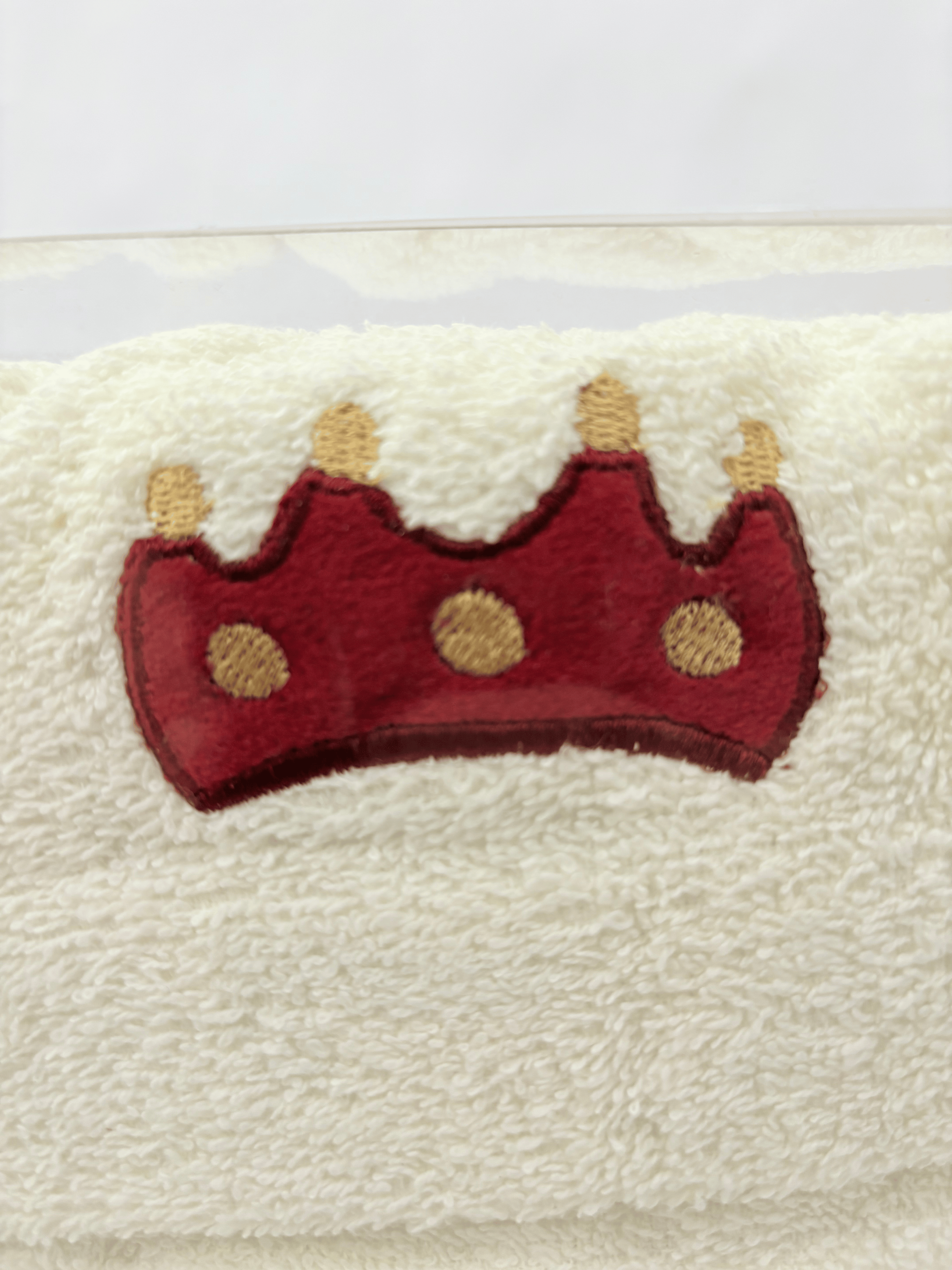 Coppia Asciugamani con ricamo schiaccianoci